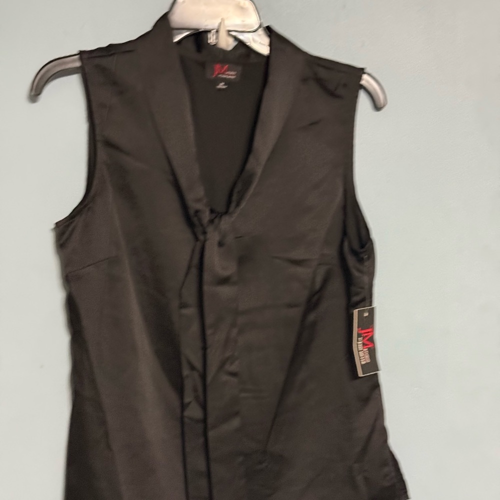 JM Studio Black Sleeveless Top